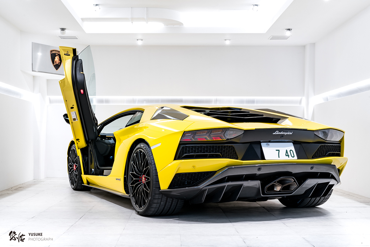 Lamborghini Aventador S | 車真
